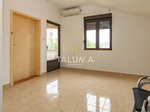 Izdavanje, poslovni prostor, 120m², Stari Aerodrom, Podgorica - image 1