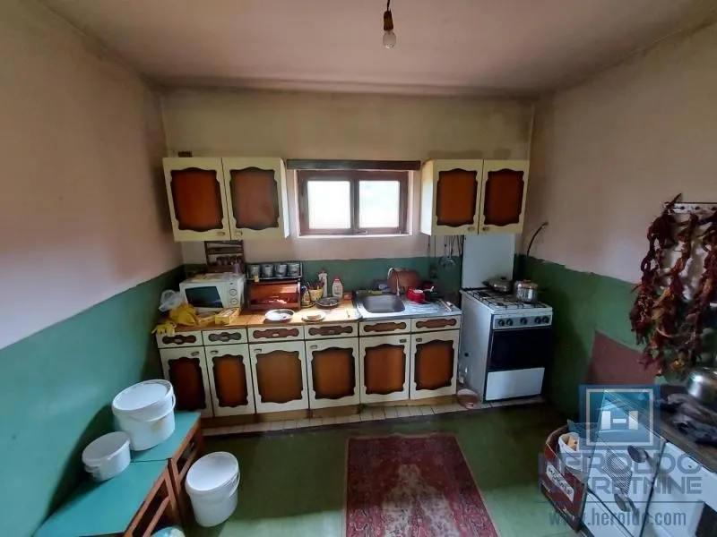Prodaja, kuća, 240m², Donje Štiplje, Jagodina