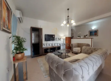 Izdavanje, dvosoban stan, 75m², Dobrota, Kotor - image 13