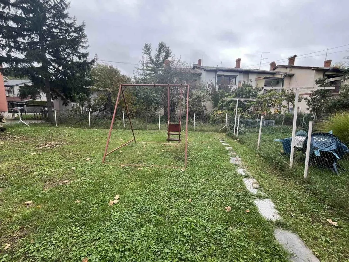 Prodaja, četvorosoban stan, 120m², Strelište, Jagodina
