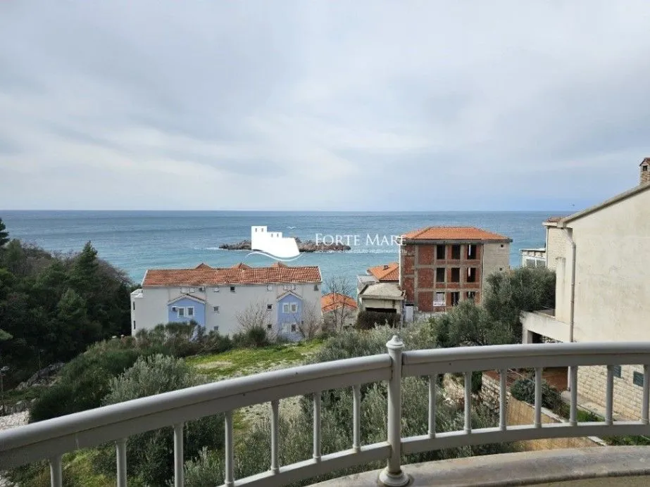 Sale, three bedroom apartment, 146m², Sveti Stefan, Budva