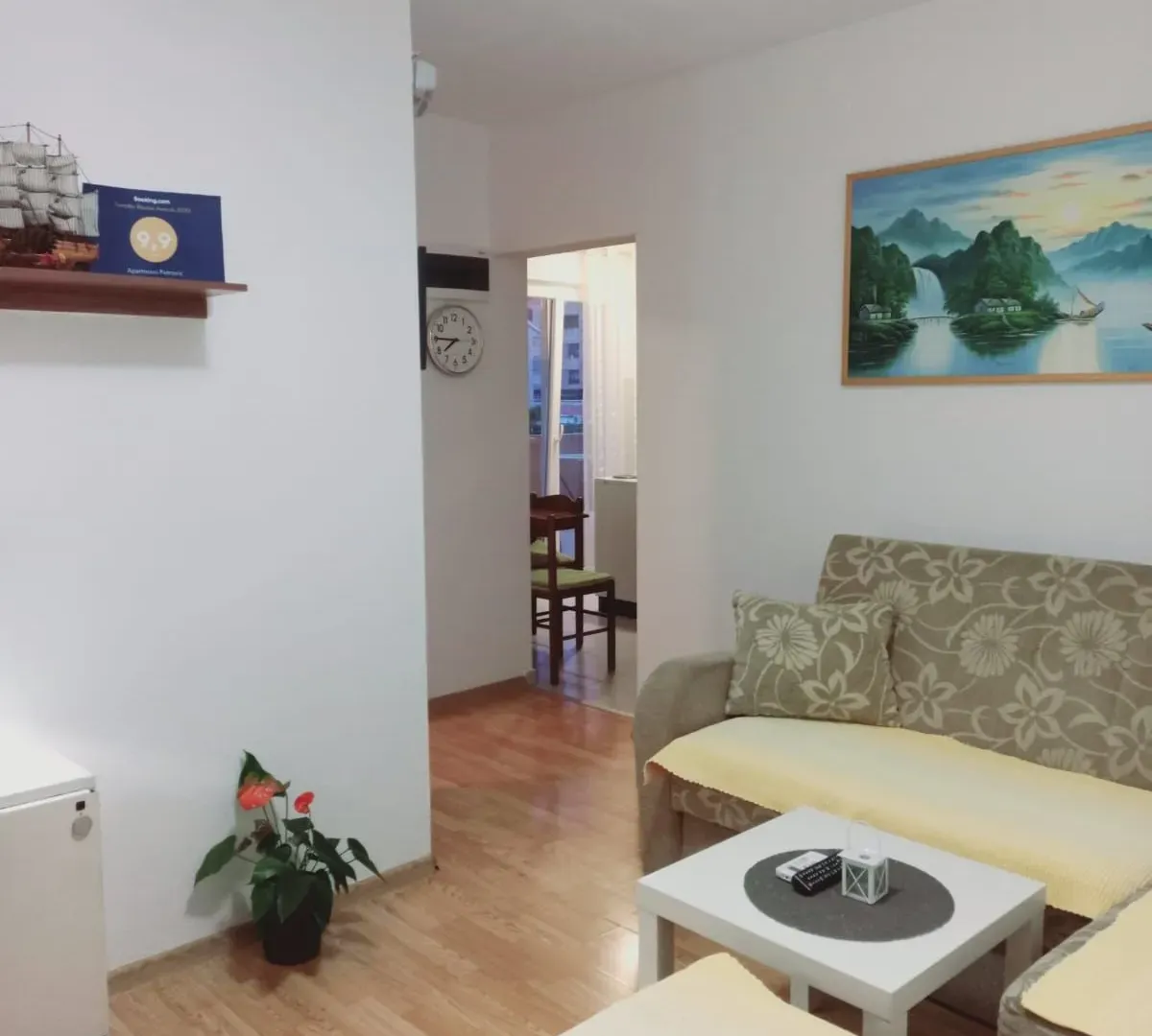 Rent, one bedroom apartment, 45m², Centar, Tivat