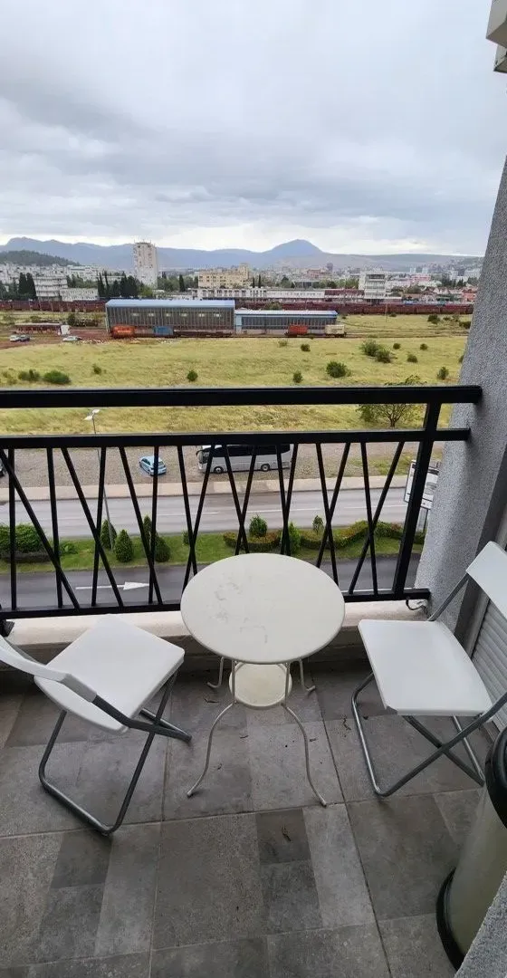 Prodaja, četvorosoban stan, 160m², Stari Aerodrom, Podgorica