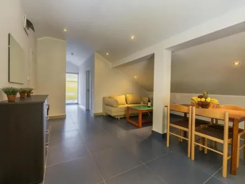 Prodaja, kuća, 220m², Krašići, Tivat - image 14