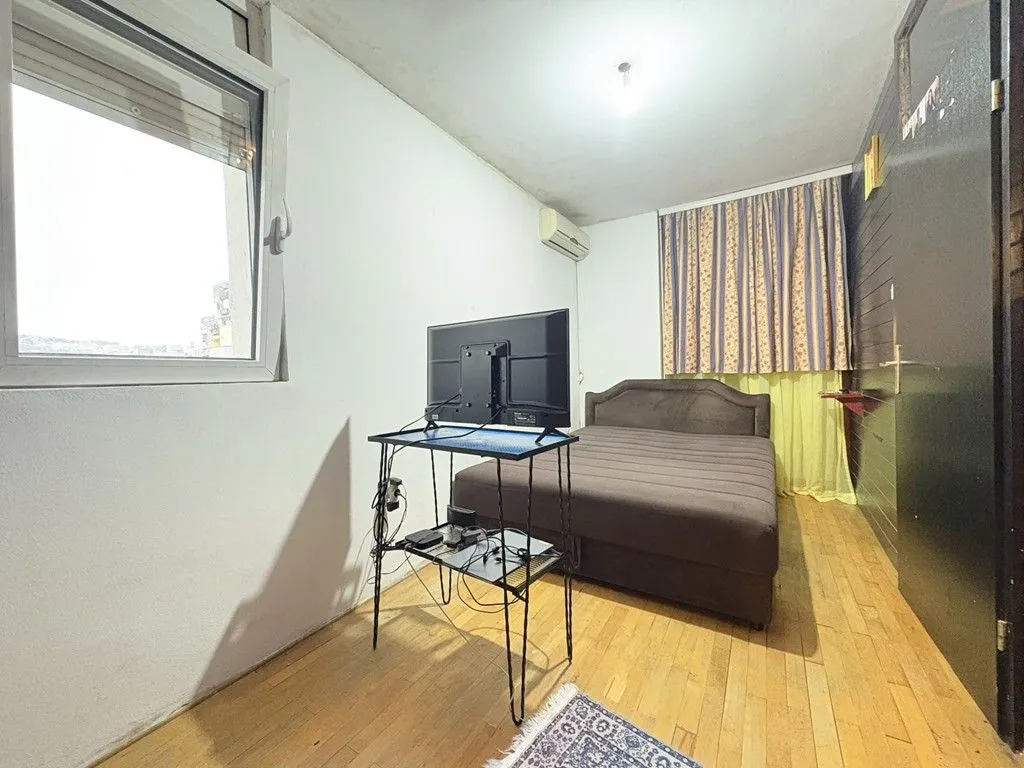 Prodaja, dvosoban stan, 80m², Blok 5, Podgorica