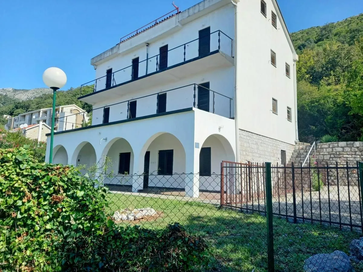 Prodaja, ugostiteljski objekat, 480m², Petrovac, Budva