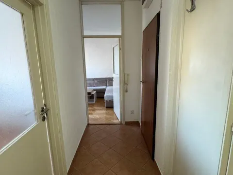 Izdavanje, jednosoban stan, 50m², Preko Morače, Podgorica - image 3