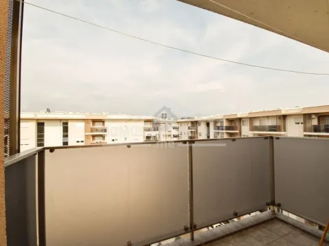 Prodaja, jednosoban stan, 47m², City Kvart, Podgorica - image 9