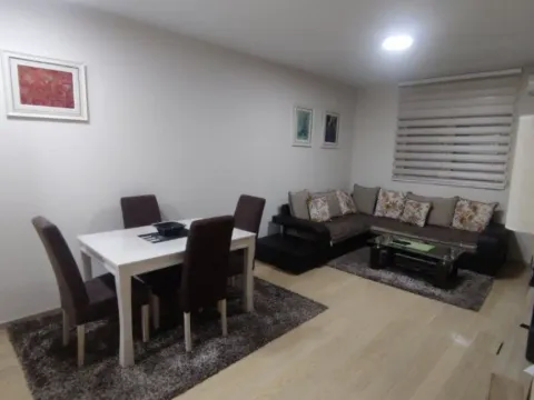 Izdavanje, jednosoban stan, 47m², City Kvart, Podgorica - image 4
