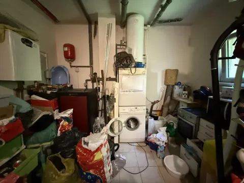 Sale, house, 180m², Donja Vrežina, Niš - image 40