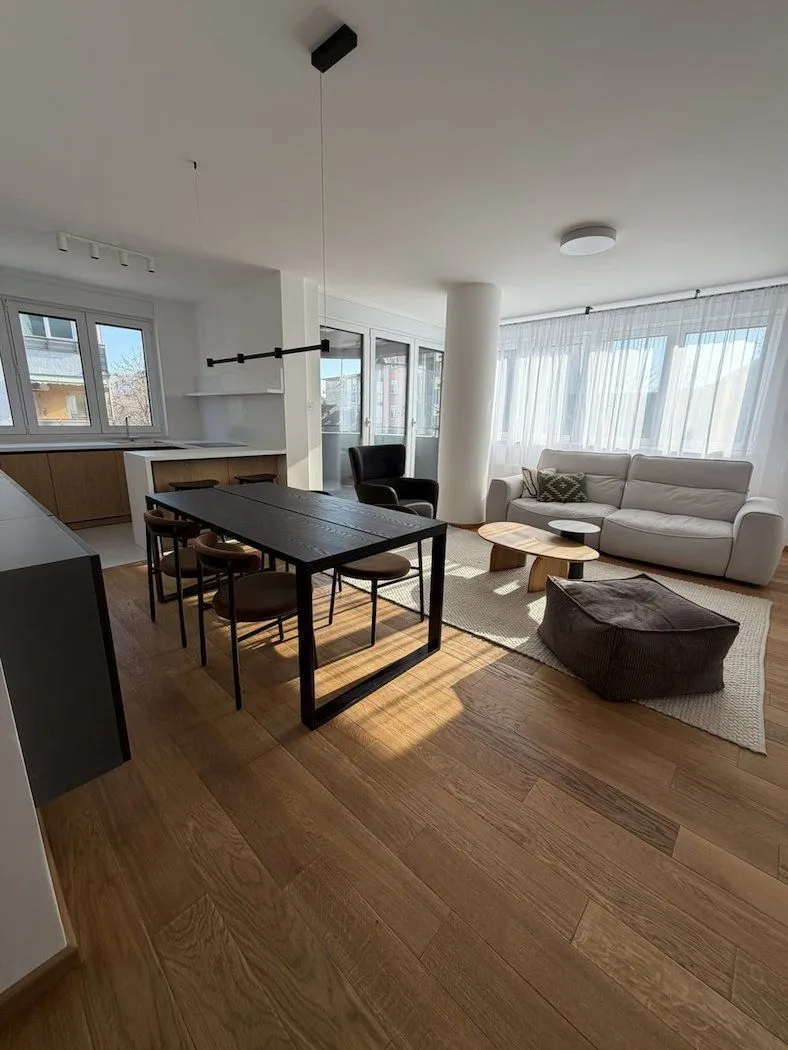 Rent, one bedroom apartment, 105m², Sajmište, Novi Sad