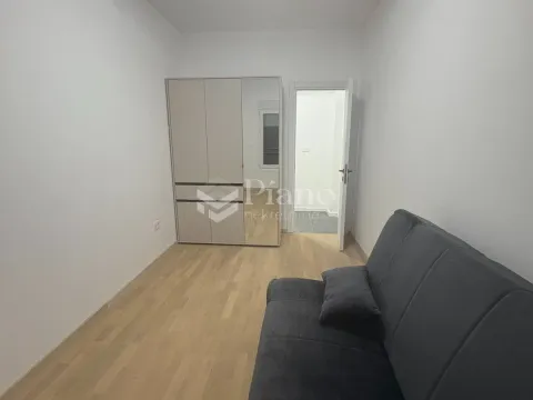 Rent, two bedroom apartment, 79m², Vezirov Most, Podgorica - image 7