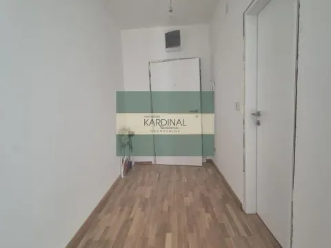 Prodaja, jednosoban stan, 53m², Centar, Jagodina - image 13