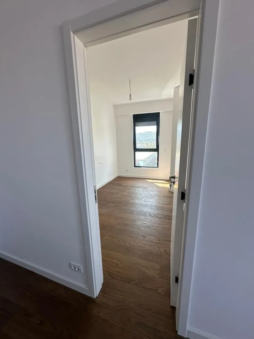 Prodaja, dvosoban stan, 57m², Centar, Bar