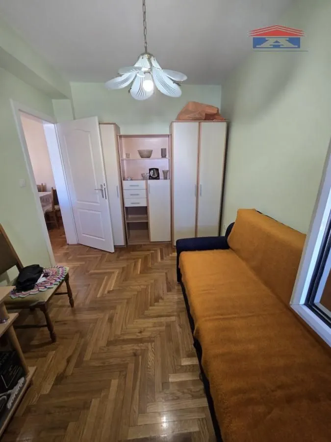 Izdavanje, dvosoban stan, 46m², Nova Detelinara, Novi Sad Sve Podlokacije