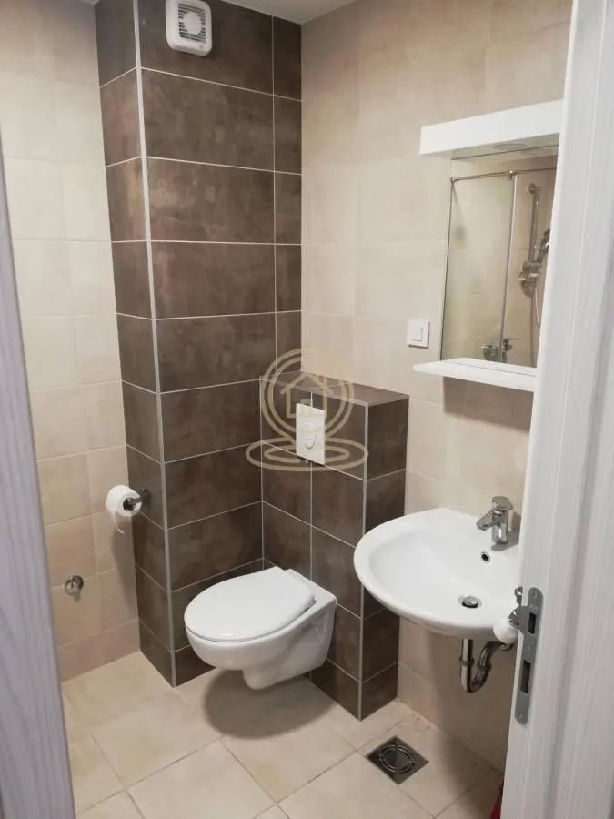 Izdavanje, dvosoban stan, 49m², Hala Pionir, Palilula Sve Podlokacije
