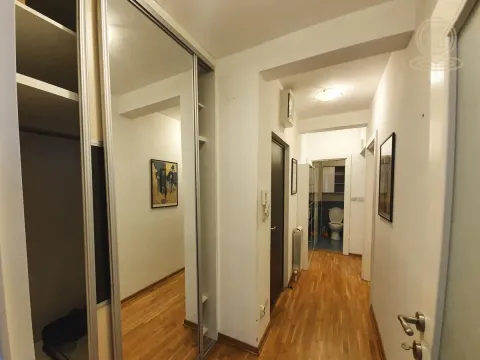 Prodaja, trosoban stan, 57m², Južni Bulevar, Vračar Sve Podlokacije - image 4