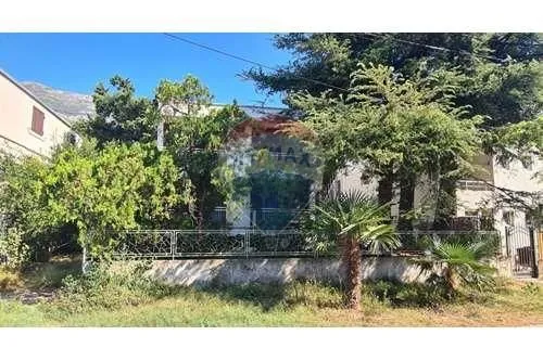 Sale, office space, 500m², Sutomore, Bar