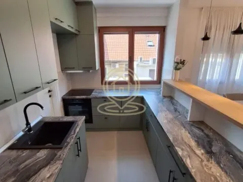 Izdavanje, trosoban stan, 90m², Lekino Brdo, Voždovac Sve Podlokacije - image 10