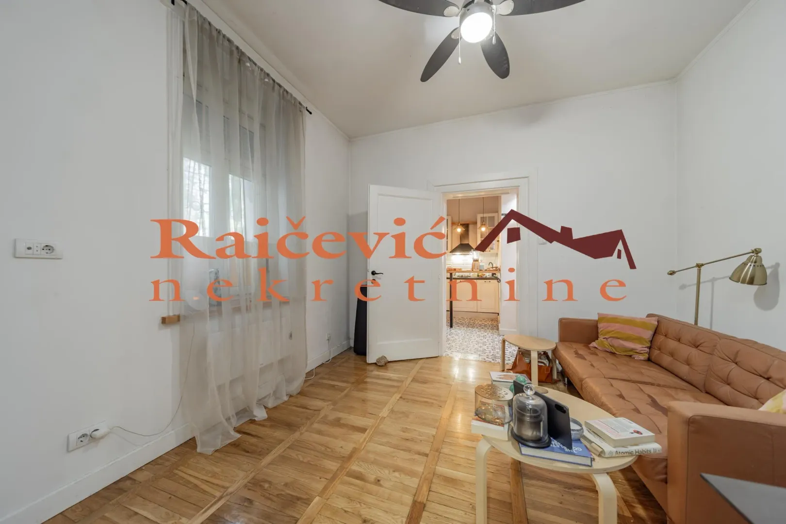 Prodaja, dvosoban stan, 40m², Stari Grad, Beograd