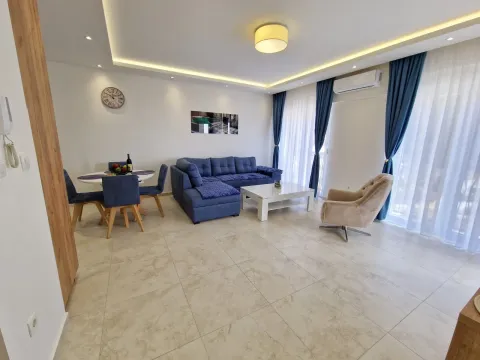 Rent, one bedroom apartment, 47m², Budva, Crna Gora - image 8