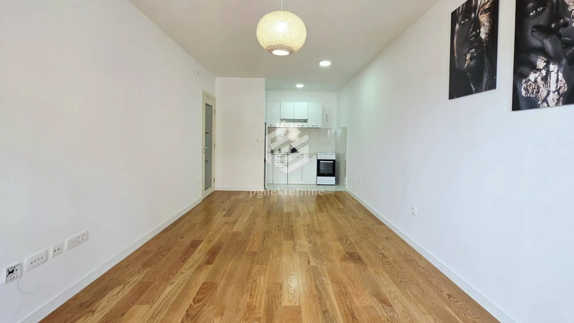 Rent, two bedroom apartment, 71m², Central Point, Podgorica