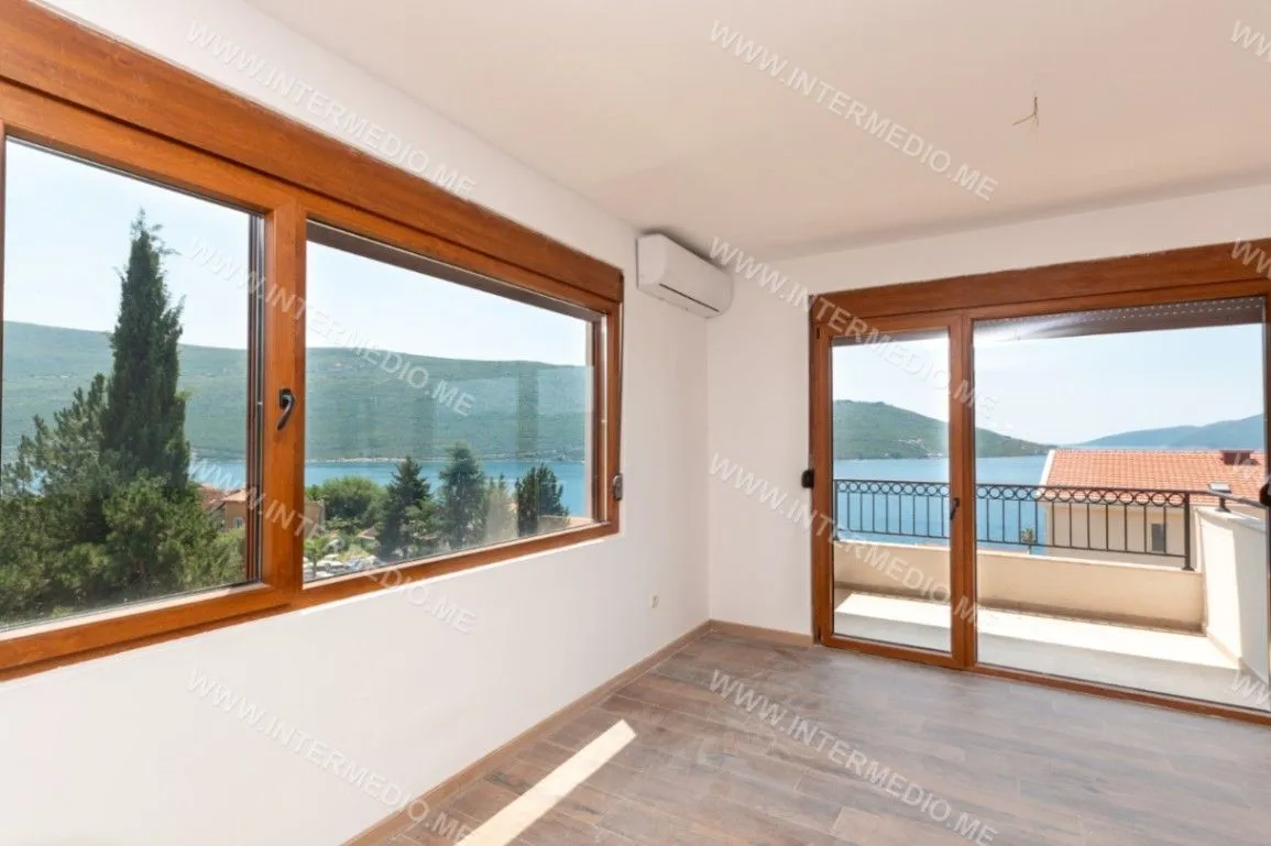 Prodaja, dvosoban stan, 87m², Kumbor, Herceg Novi