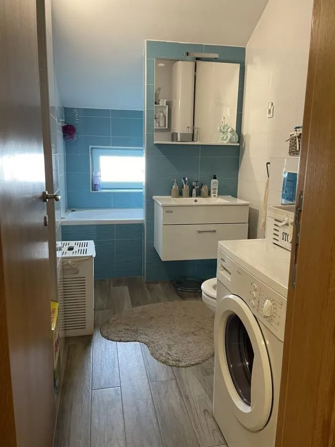 Prodaja, stan, 124m², Cara Dušana, Novi Sad Sve Podlokacije