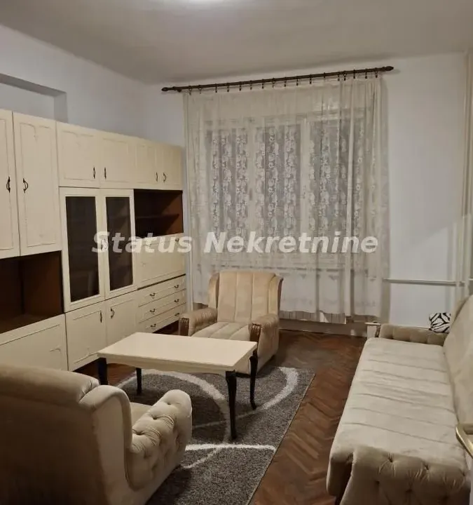 Izdavanje, dvosoban stan, 50m², Novi Sad, Srbija