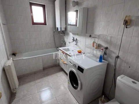 Rent, apartment, 160m², Savski Venac, Beograd - image 12