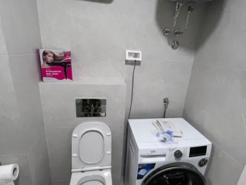 Izdavanje, jednosoban stan, 45m², Pobrežje, Podgorica - image 8