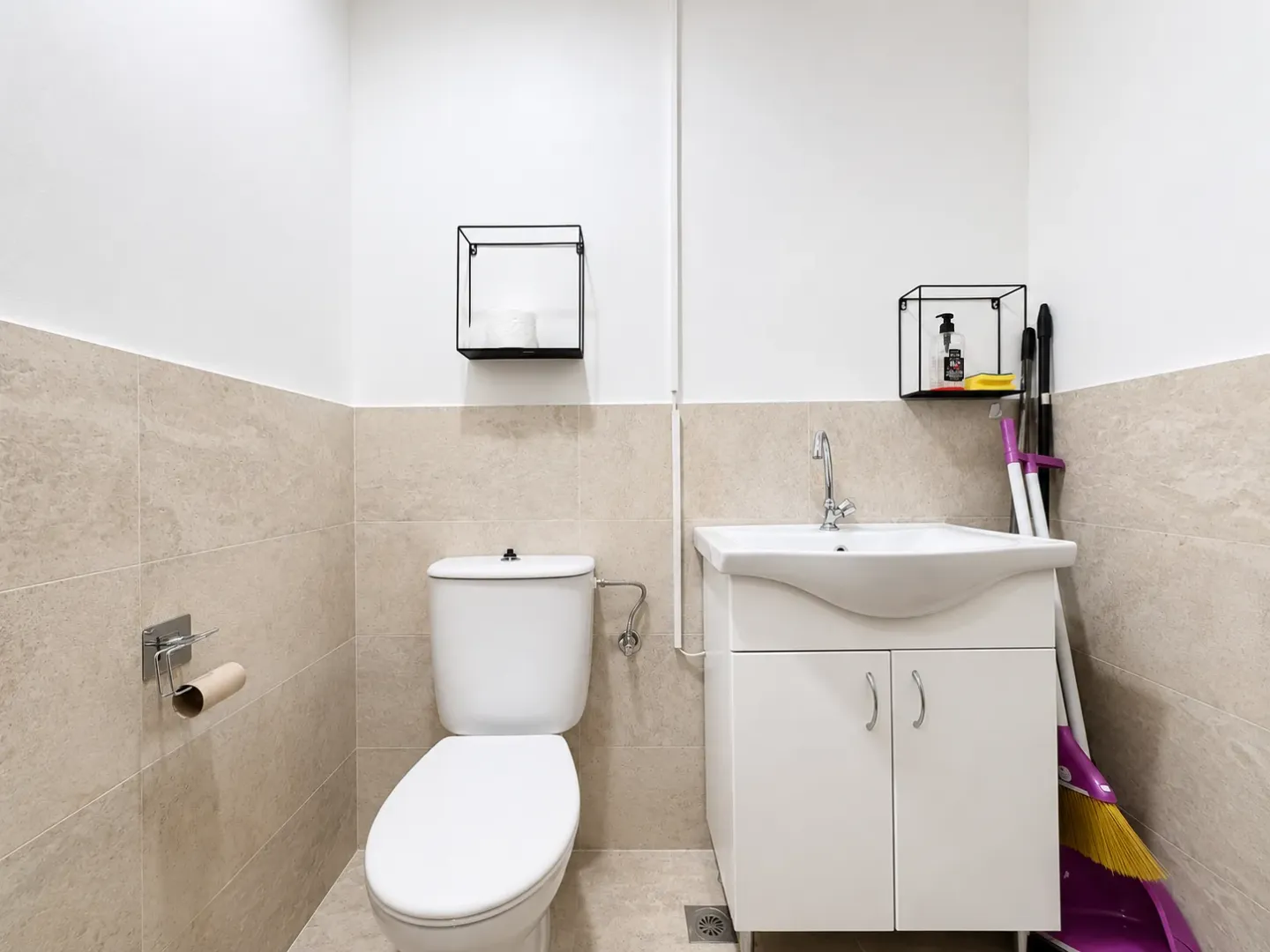 Rent, office space, 30m², Preko Morače, Podgorica