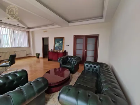 Rent, office space, 300m², Bezanijska Kosa 1, Bežanijska Kosa Sve Podlokacije - image 6