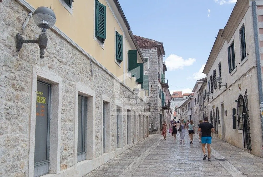 Sale, office space, 102m², Herceg Novi, Crna Gora