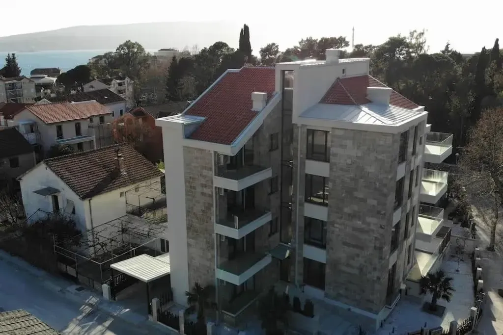 Rent, apartment, 40m², Tivat, Crna Gora