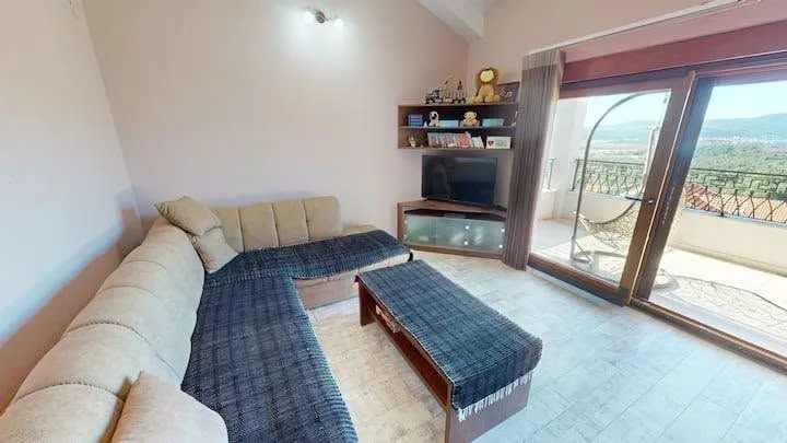 Rent, house, 220m², Kavač, Kotor