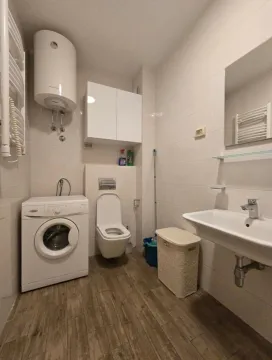 Rent, two bedroom apartment, 70m², City Kvart, Podgorica - image 14