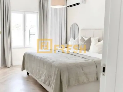 Sale, house, 181m², Kotor, Crna Gora - image 11