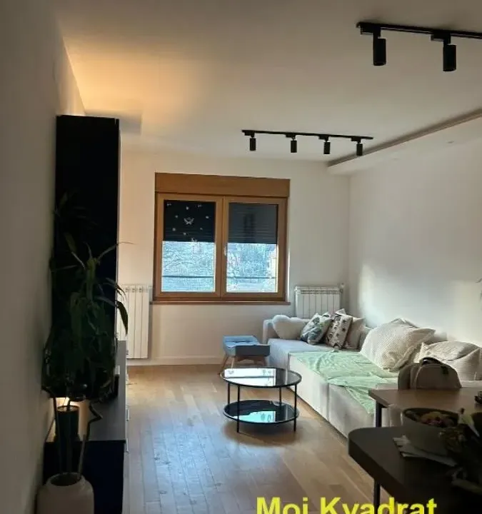 Prodaja, trosoban stan, 71m², Zemun Sve Podlokacije, Beograd