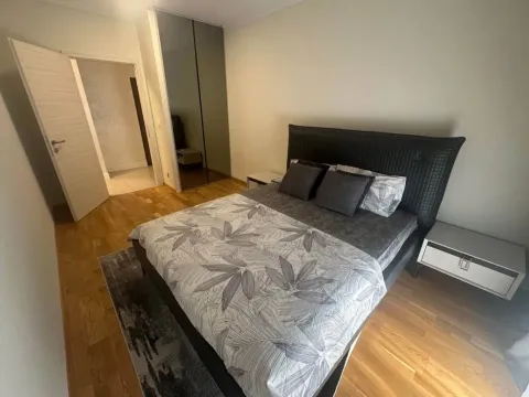 Rent, two bedroom apartment, 70m², Ljubović, Podgorica - image 8