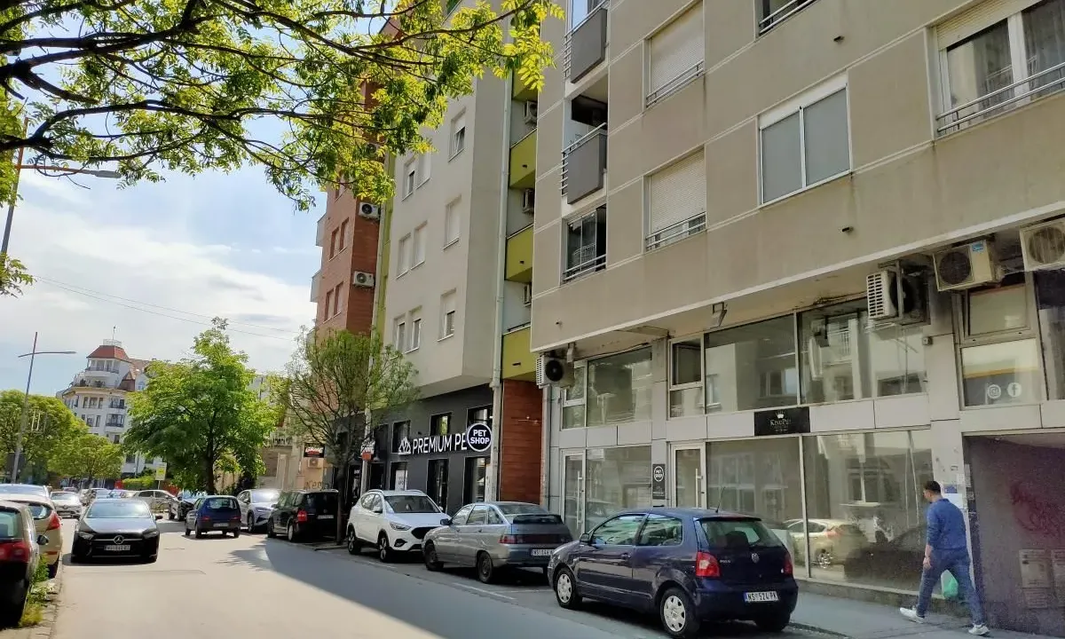 Sale, office space, 229m², Grbavica, Novi Sad Sve Podlokacije