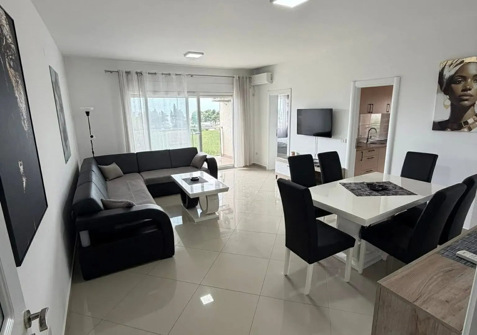 Rent, two bedroom apartment, 80m², Centar, Bar
