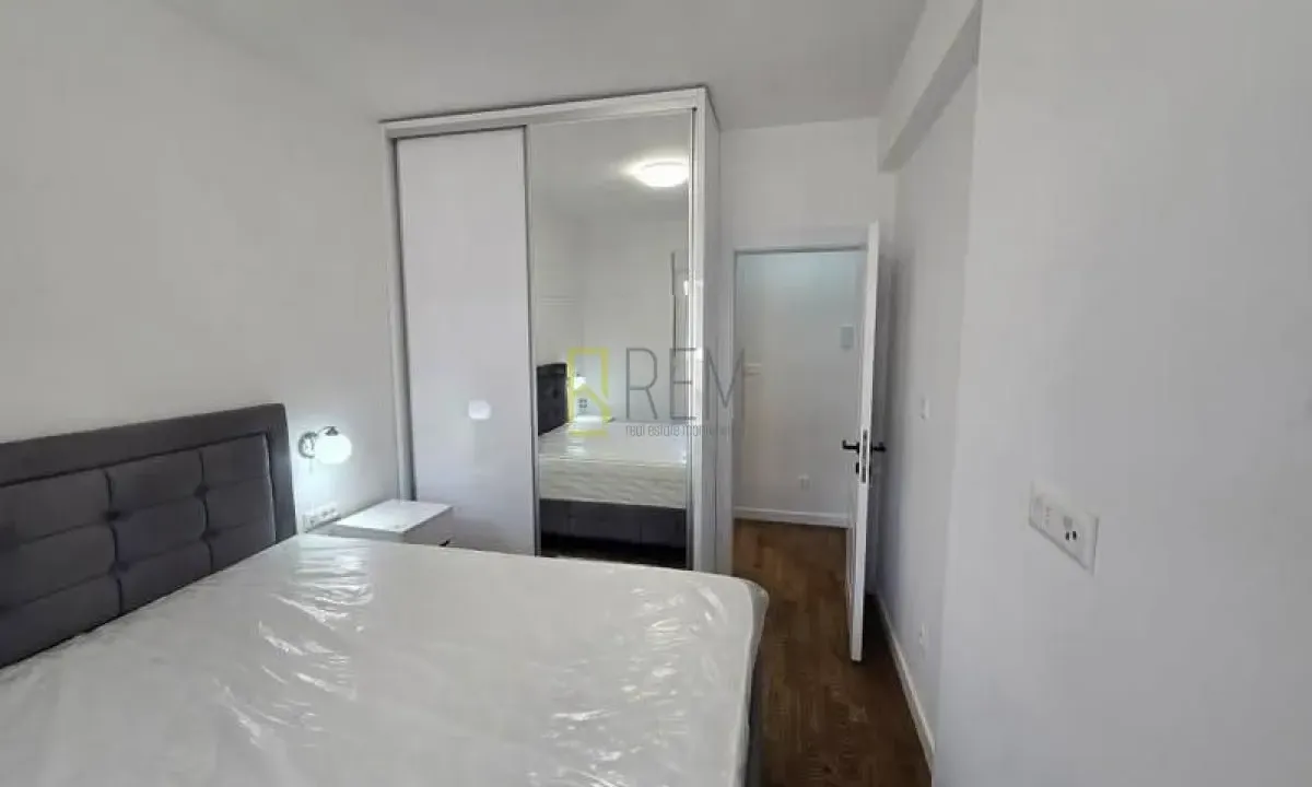 Izdavanje, jednosoban stan, 47m², Podgorica, Crna Gora