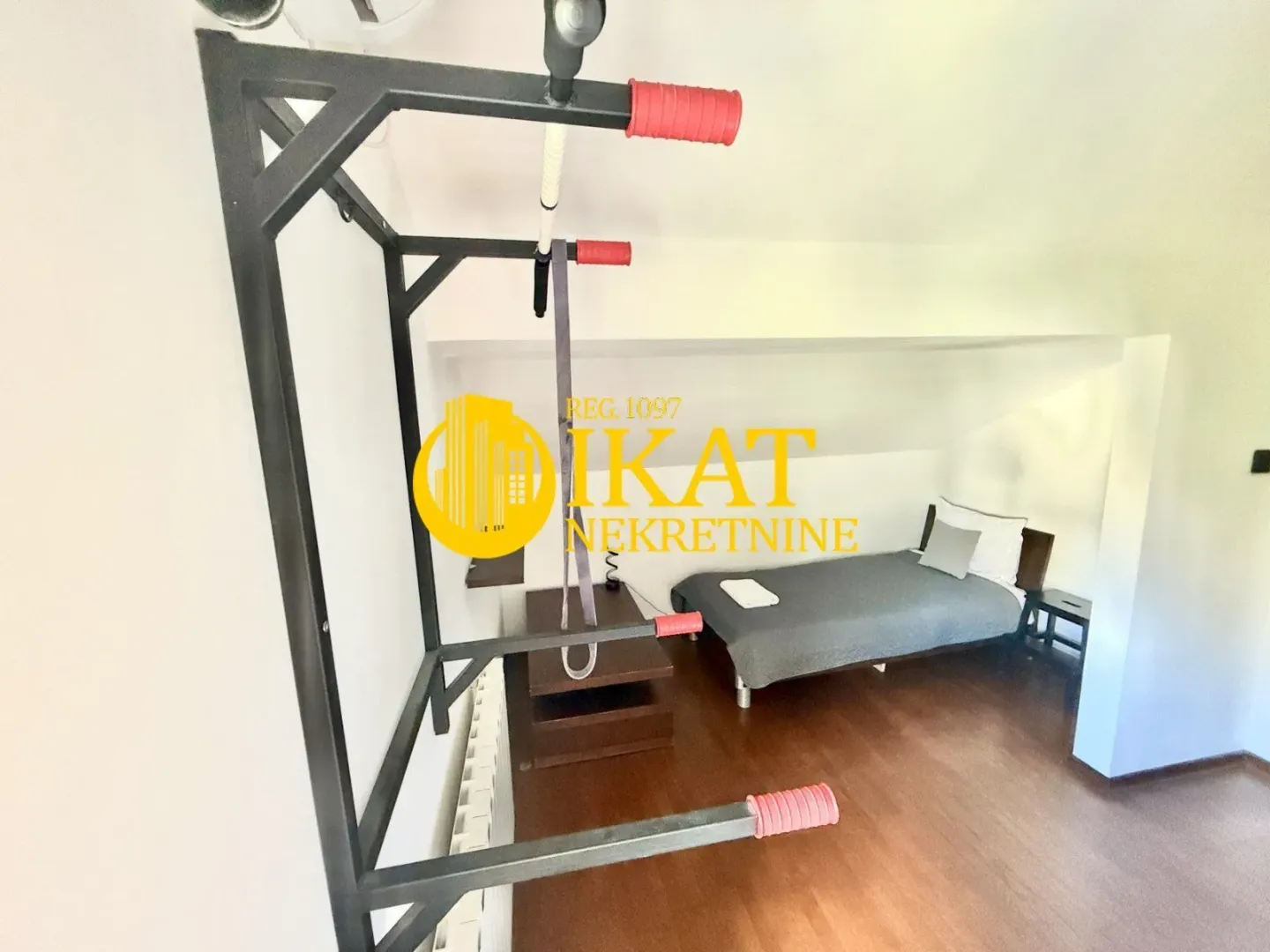 Sale, four bedroom apartment, 136m², Autokomanda, Voždovac Sve Podlokacije