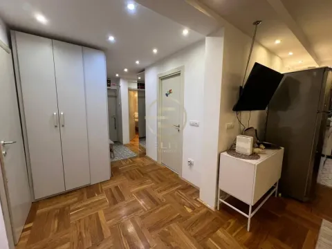 Sale, four bedroom apartment, 75m², Grbavica, Novi Sad Sve Podlokacije - image 7