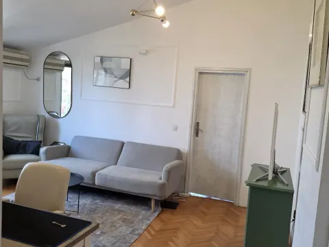 Sale, two bedroom apartment, 50m², Budva, Crna Gora - image 10