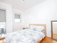 Izdavanje, jednosoban stan, 45m², Stari Aerodrom, Podgorica - image 12