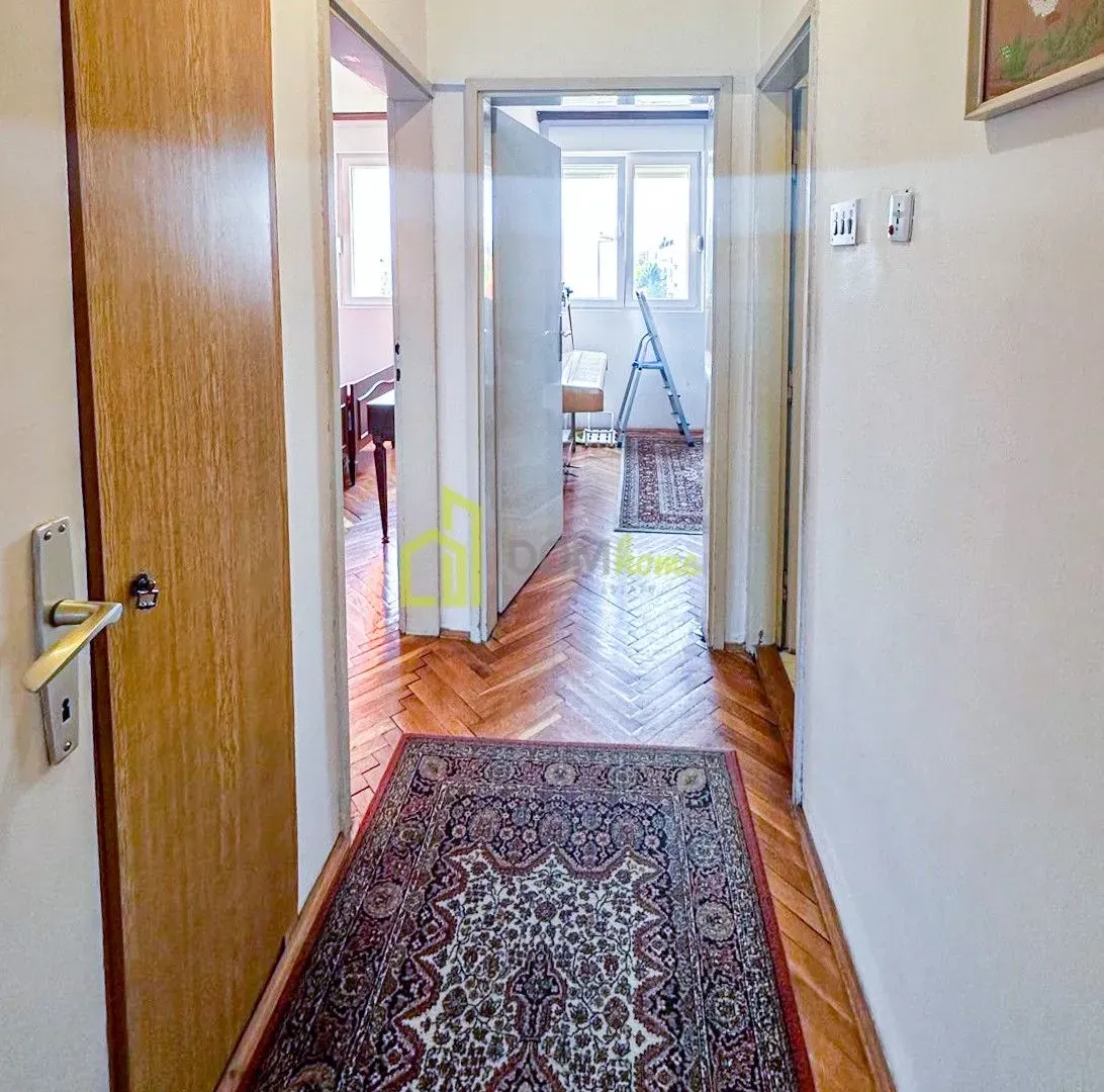 Prodaja, trosoban stan, 96m², Centar, Podgorica