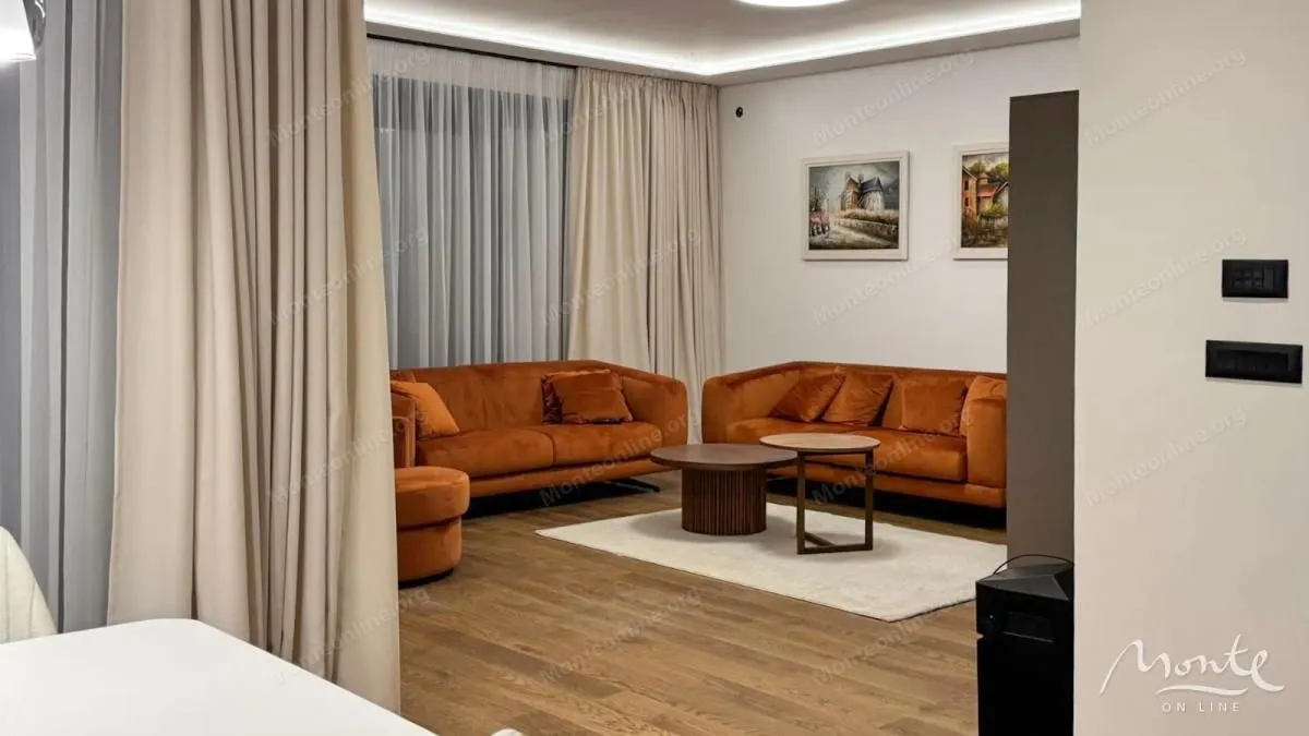 Prodaja, kuća, 225m², Gornja Gorica, Podgorica
