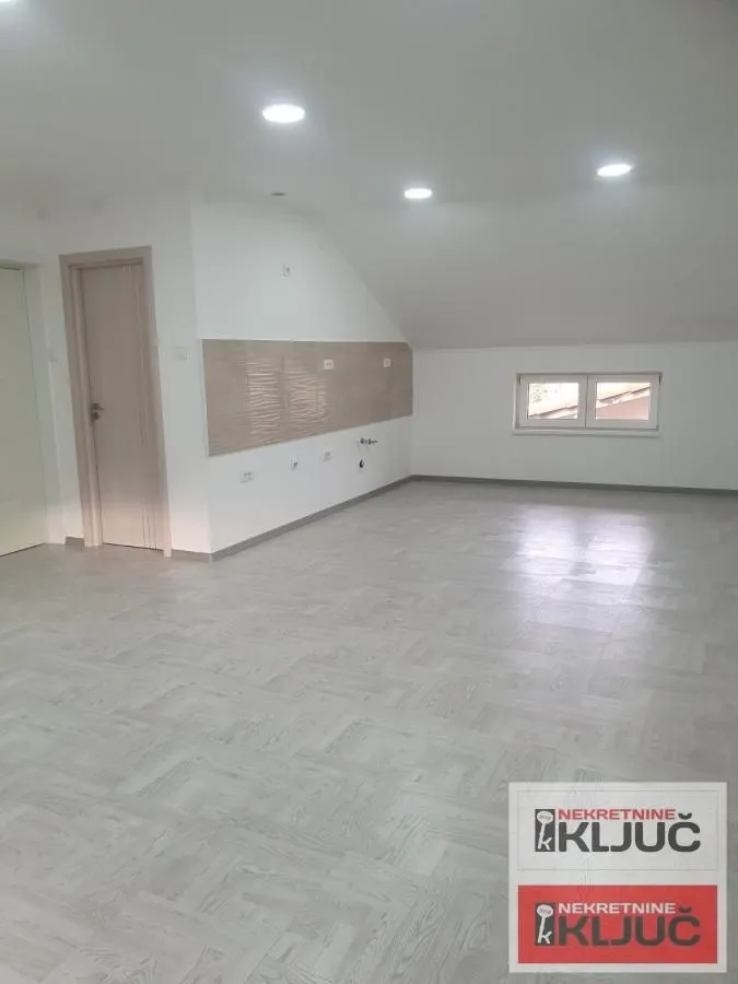 Prodaja, trosoban stan, 71m², Klisa, Novi Sad Sve Podlokacije